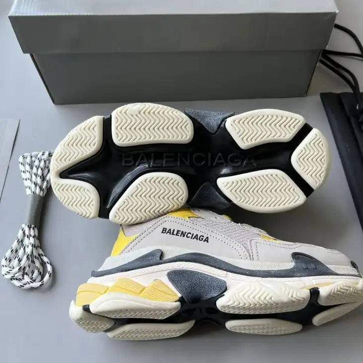 hype Balenciaga Sneakers