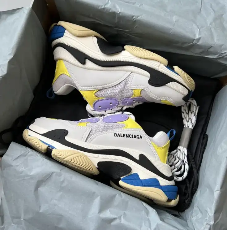 hype Balenciaga Sneakers