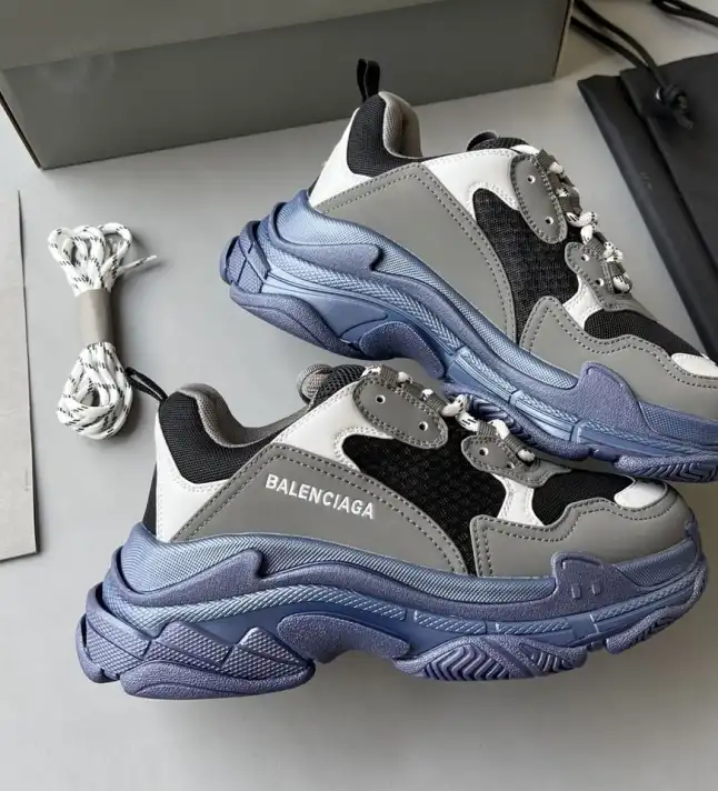 hype Balenciaga Sneakers