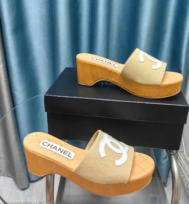 hype Chanel Slippers