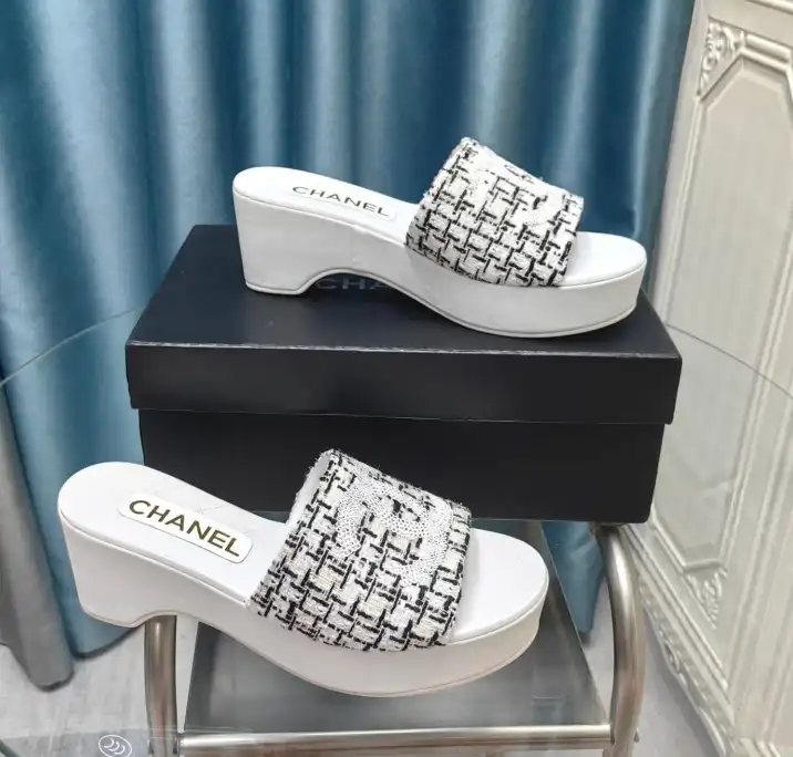 hype Chanel Slippers