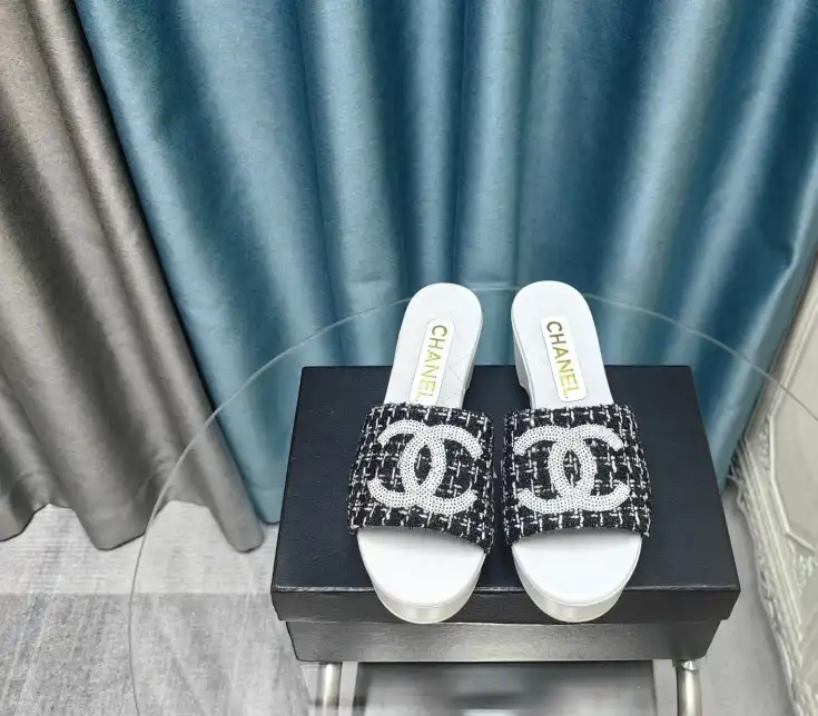 hype Chanel Slippers