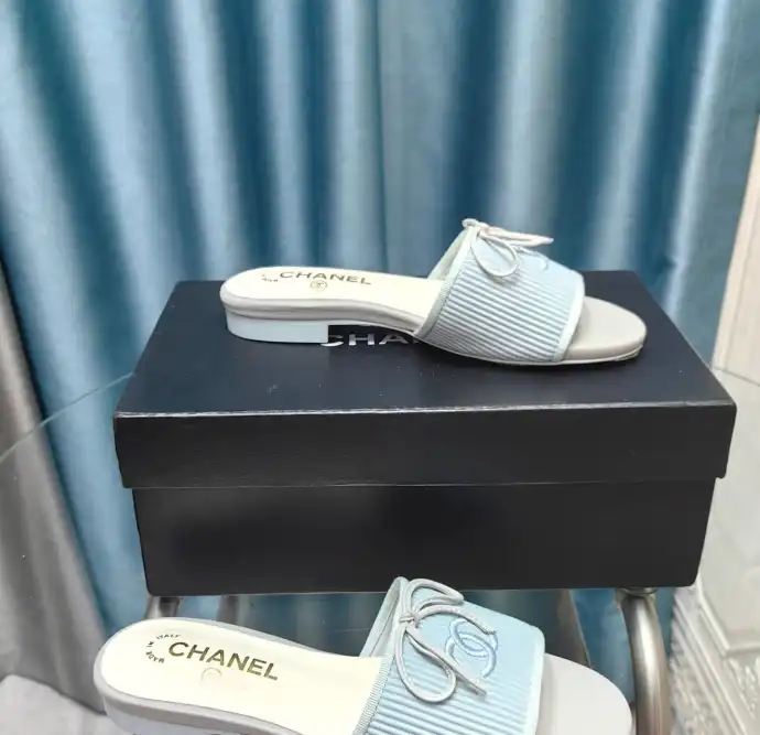 hype Chanel Slippers