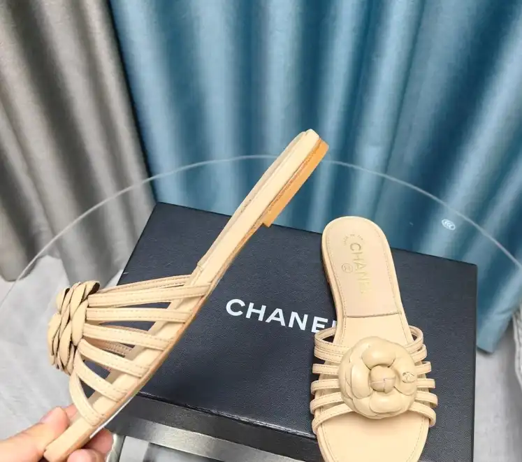 hype Chanel Slippers