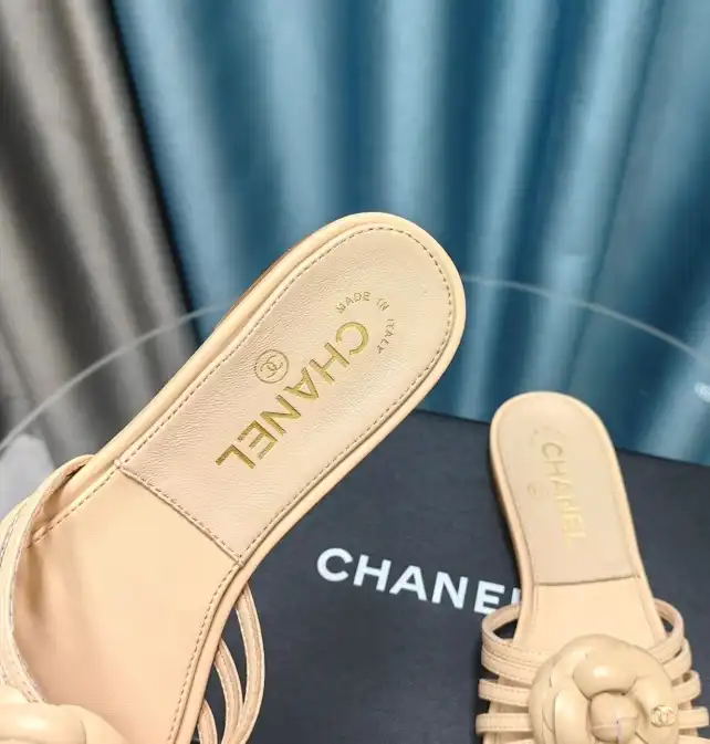 hype Chanel Slippers