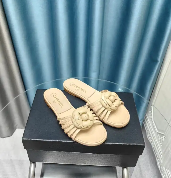 hype Chanel Slippers