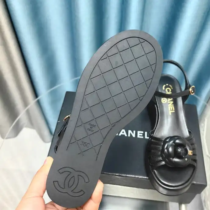 hype Chanel Slippers