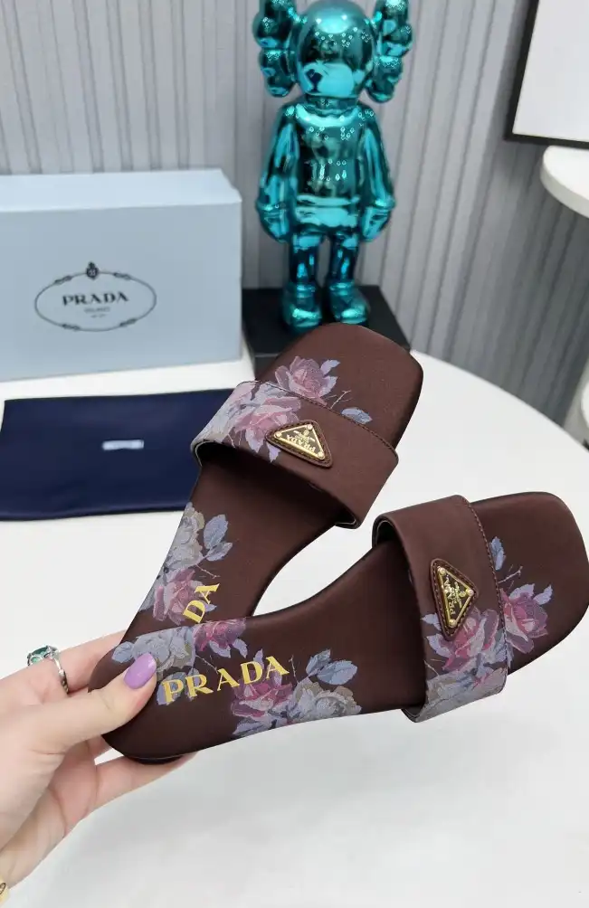 hype Prada Slippers