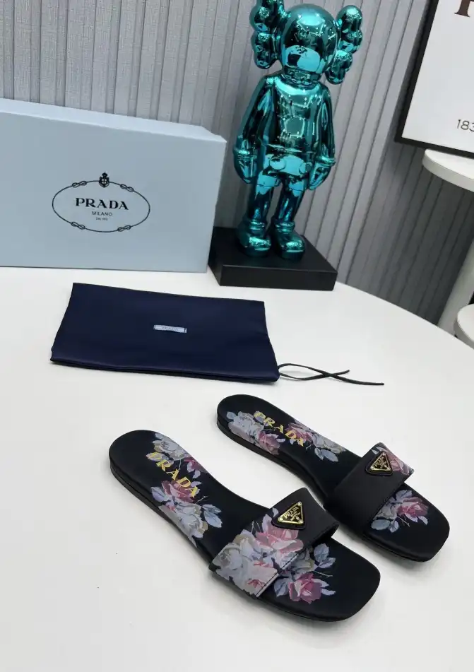 hype Prada Slippers