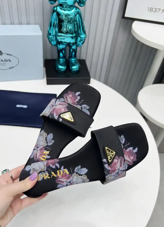 hype Prada Slippers