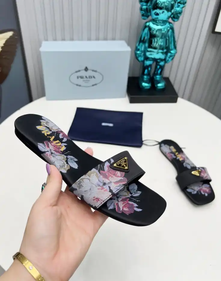 hype Prada Slippers