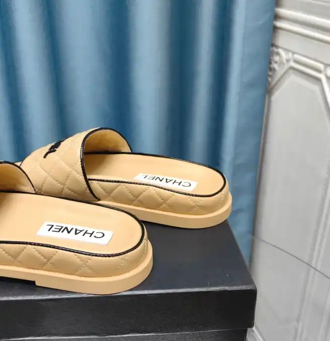 hype Chanel Slippers