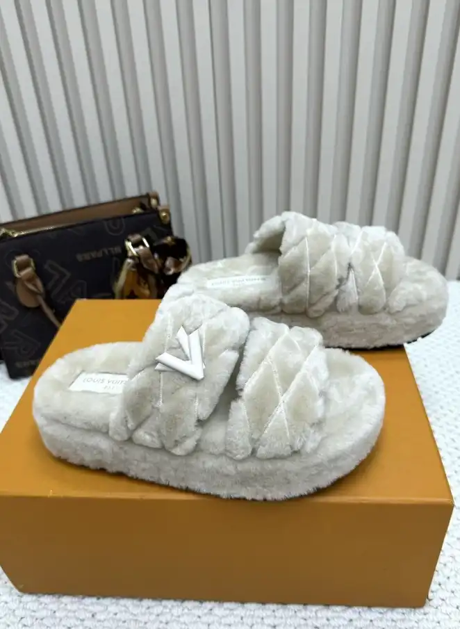 hype LV Slippers