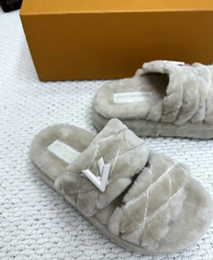 hype LV Slippers