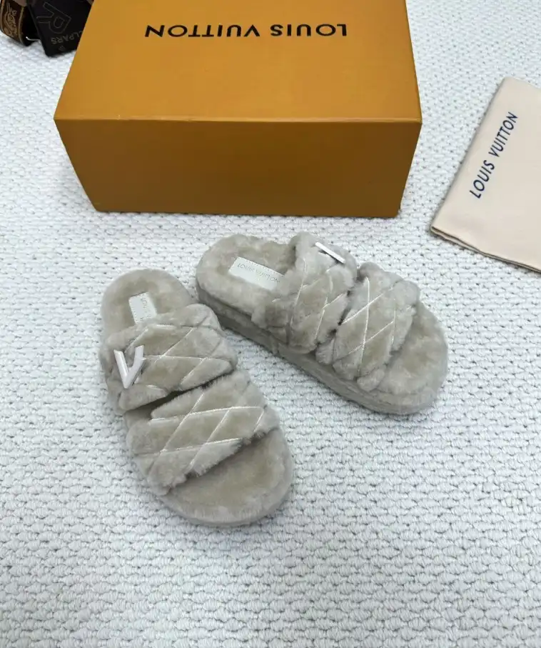 hype LV Slippers