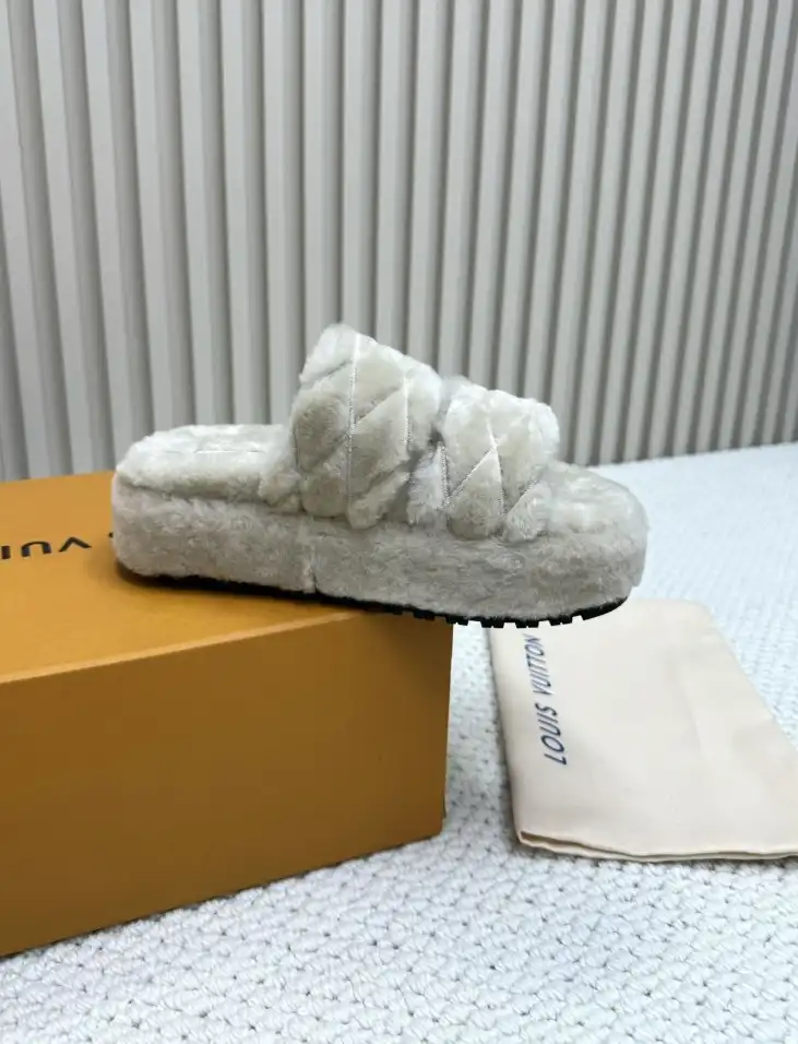 hype LV Slippers