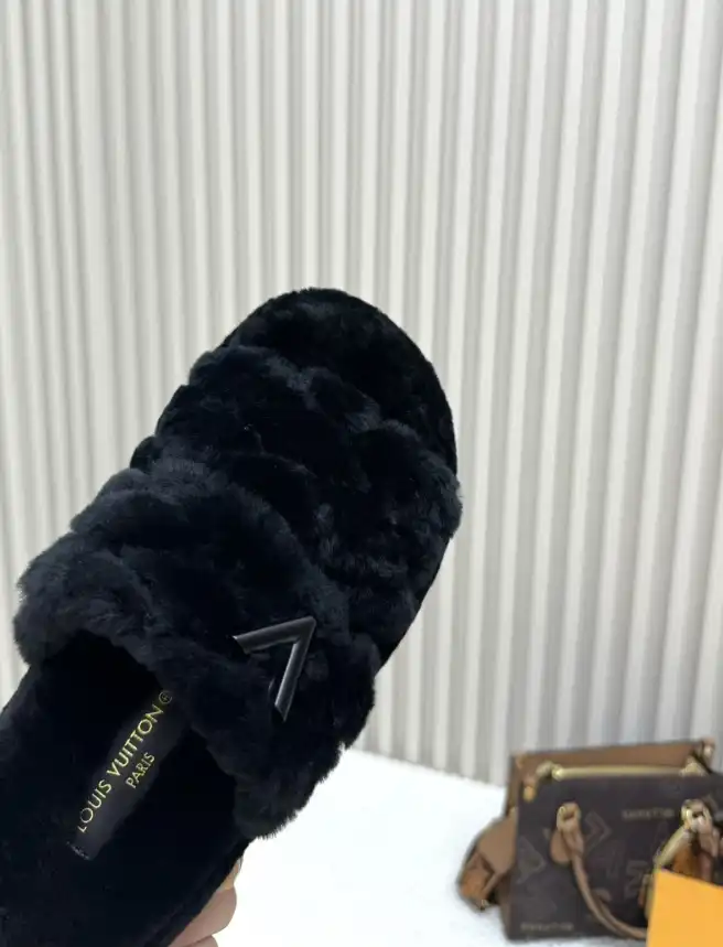 hype LV Slippers