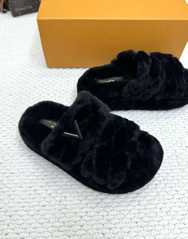 hype LV Slippers