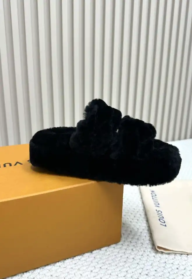 hype LV Slippers