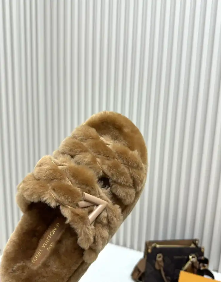 hype LV Slippers