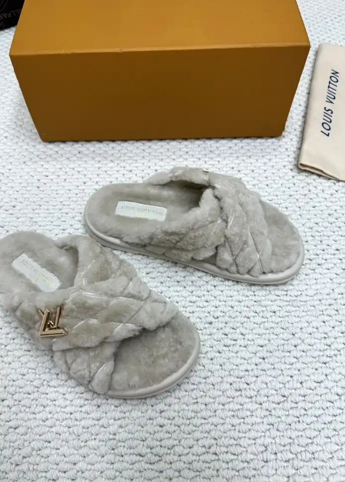 hype LV Slippers