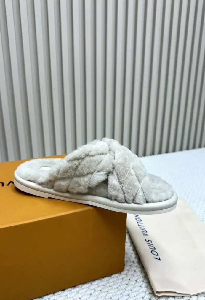 hype LV Slippers