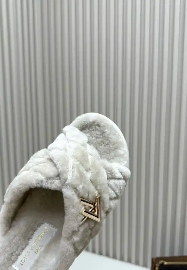 hype LV Slippers