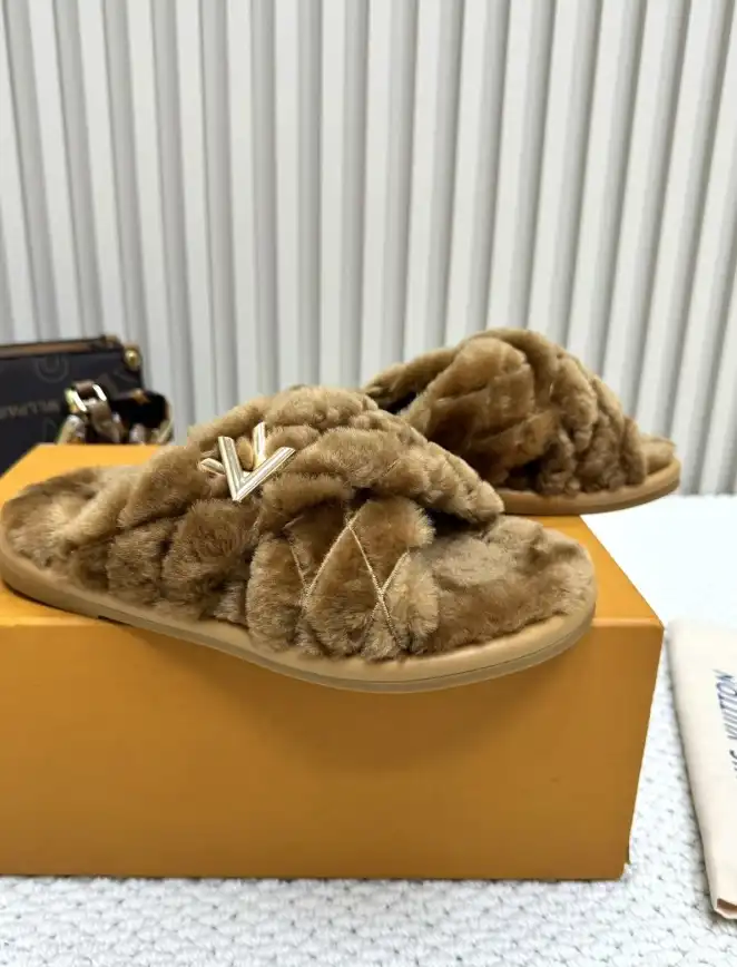 hype LV Slippers