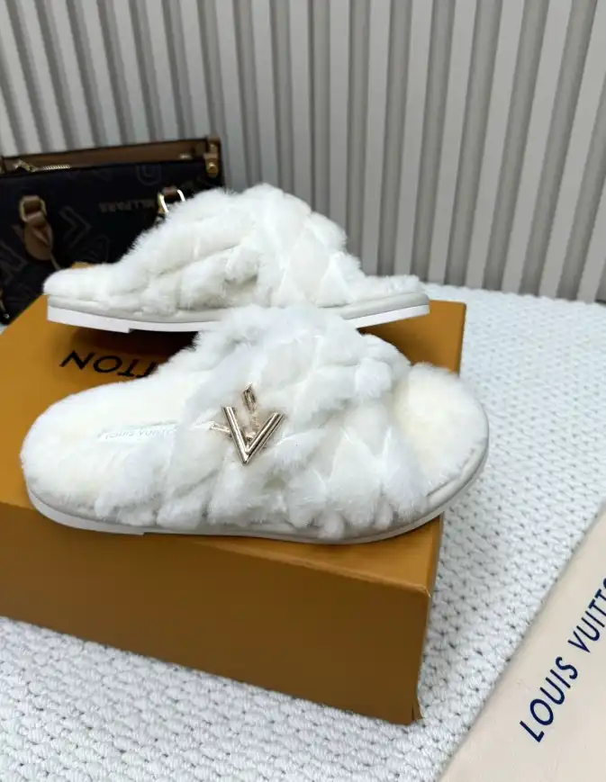 hype LV Slippers