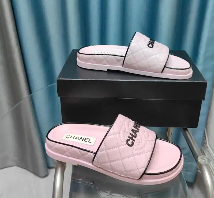 hype Chanel Slippers