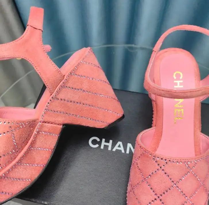 hype Chanel High Heels