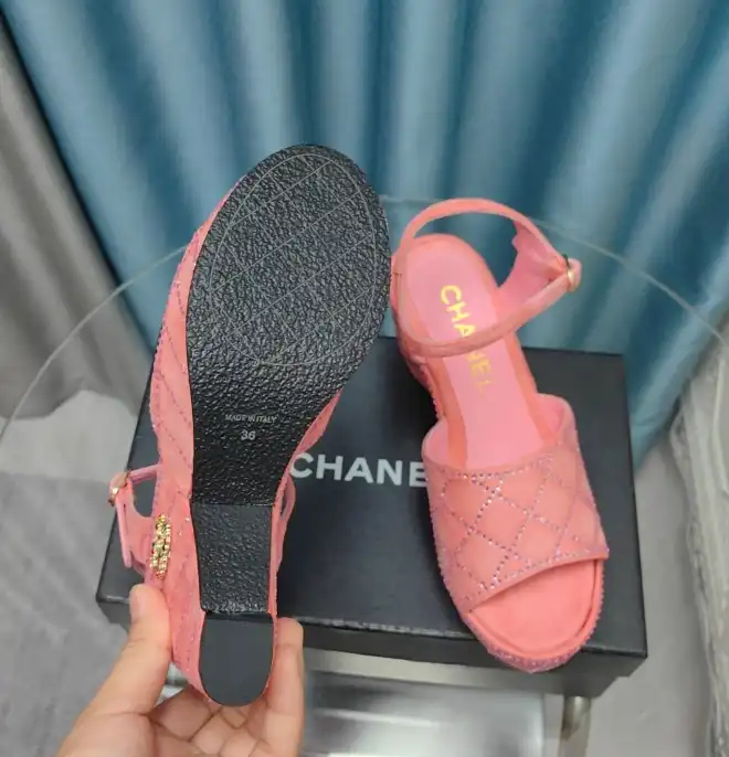 hype Chanel High Heels