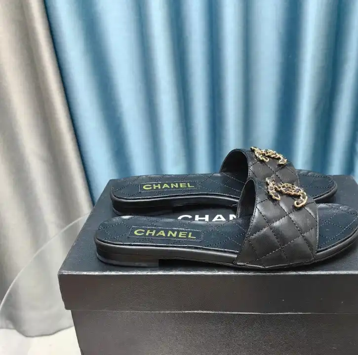 hype Chanel Slippers