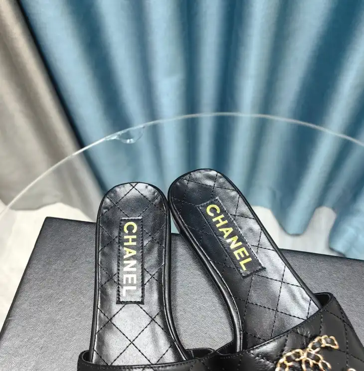 hype Chanel Slippers