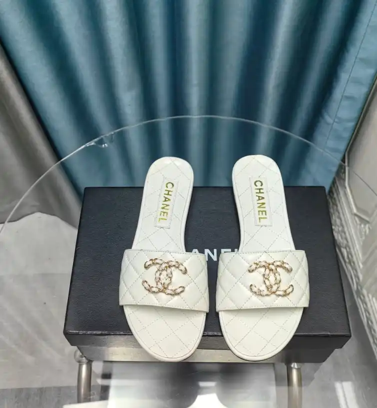 hype Chanel Slippers