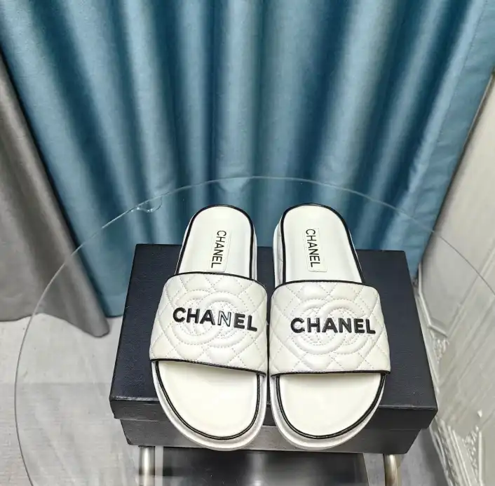 hype Chanel Slippers