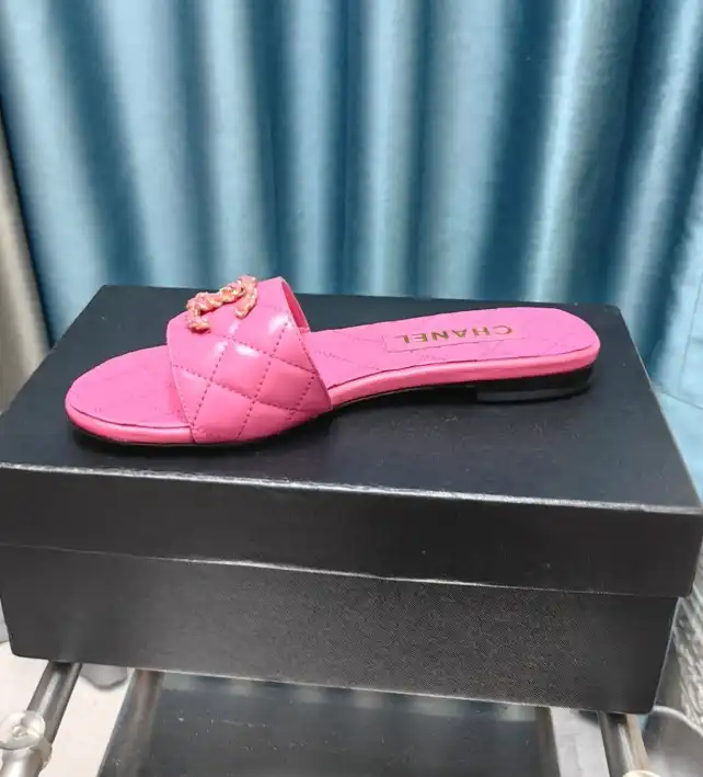 hype Chanel Slippers