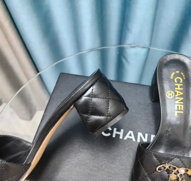 hype Chanel Slippers