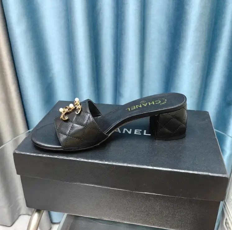 hype Chanel Slippers