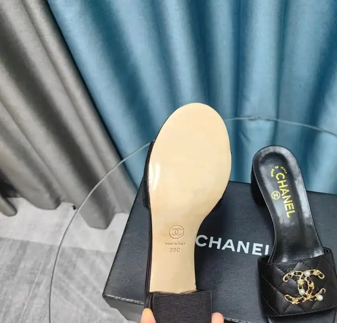 hype Chanel Slippers