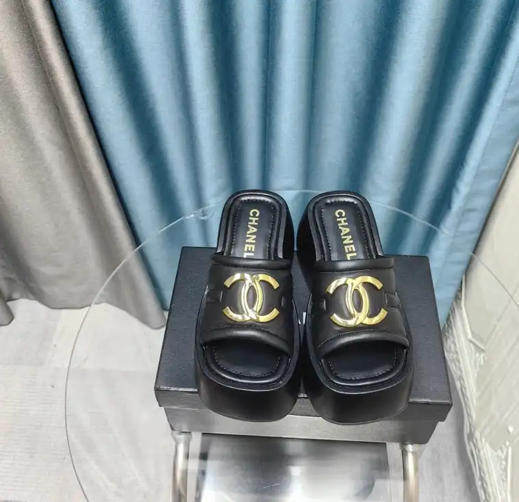 hype Chanel Slippers