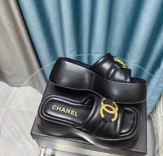 hype Chanel Slippers