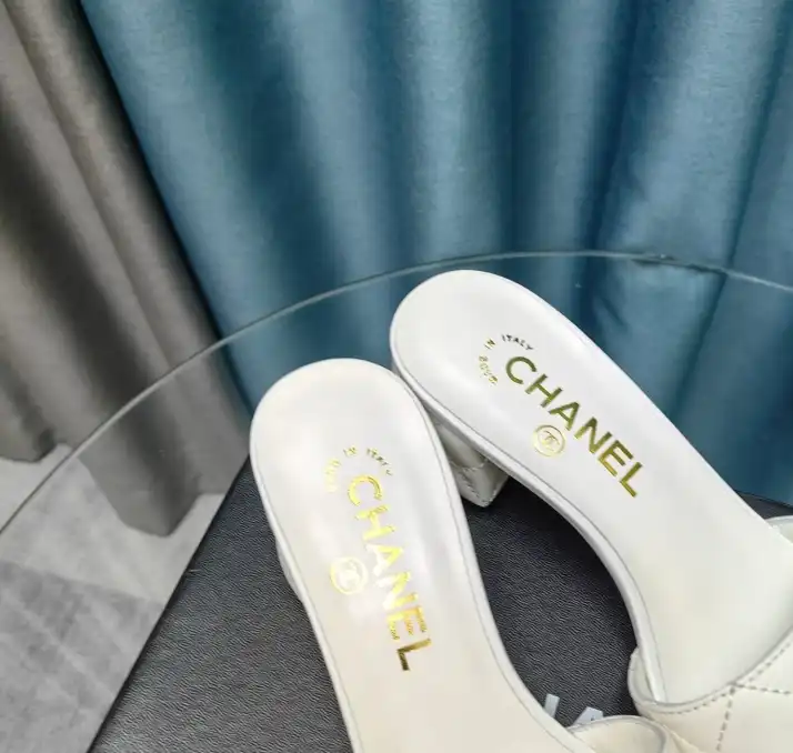 hype Chanel Slippers