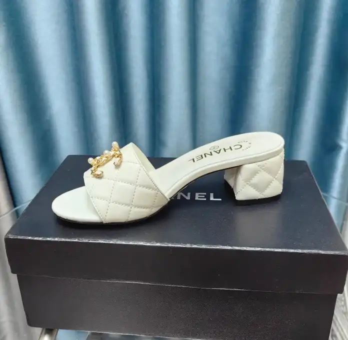 hype Chanel Slippers