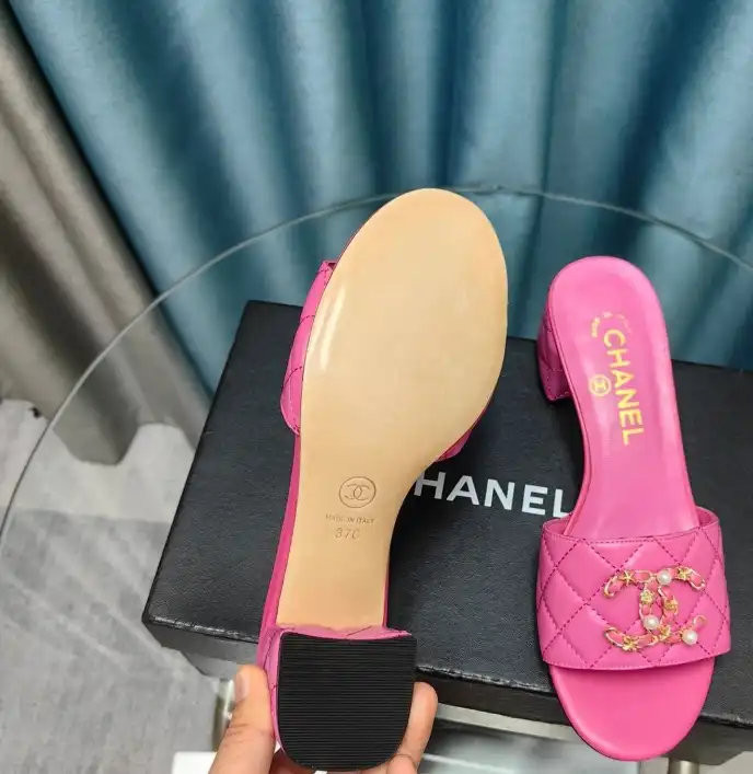 hype Chanel Slippers