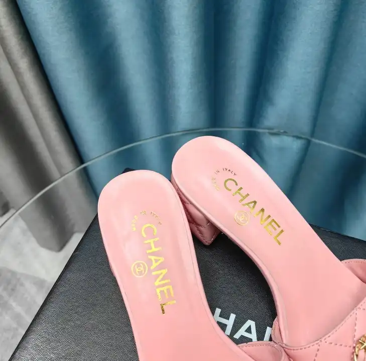 hype Chanel Slippers