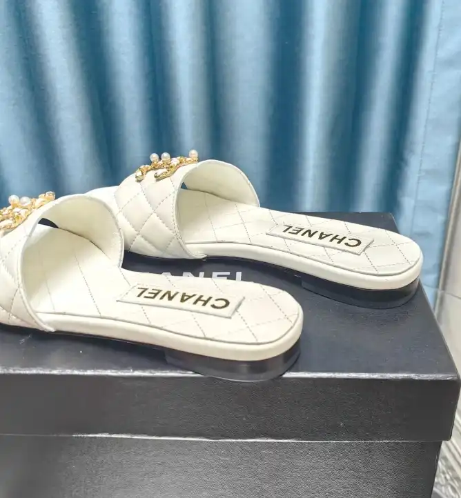 hype Chanel Slippers