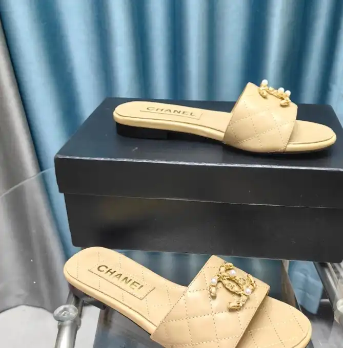 hype Chanel Slippers