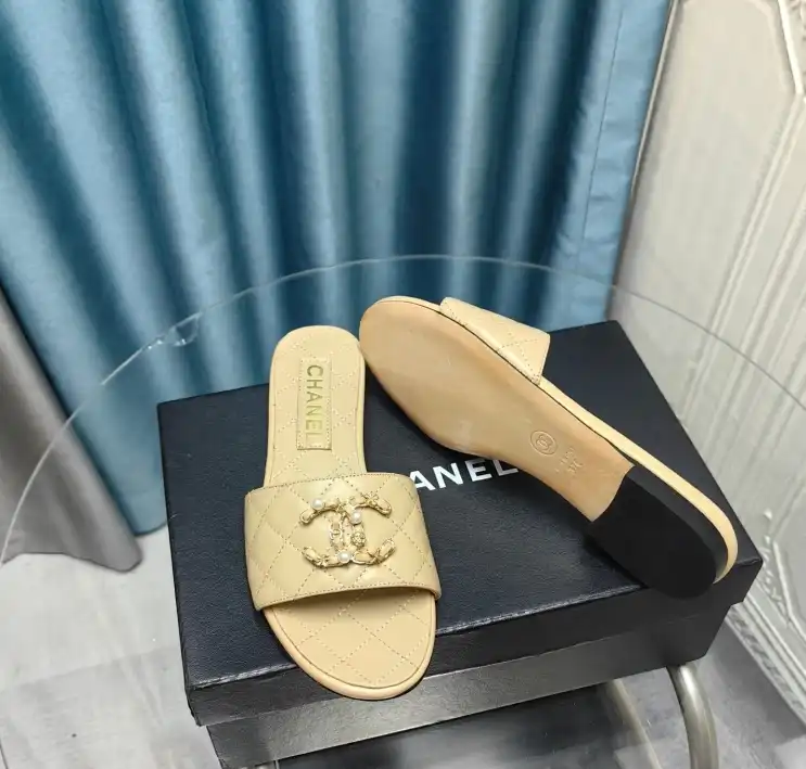 hype Chanel Slippers