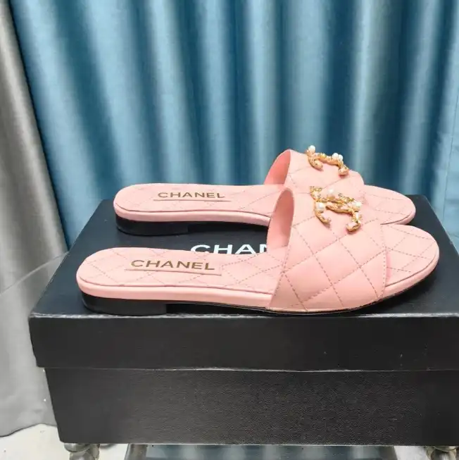 hype Chanel Slippers